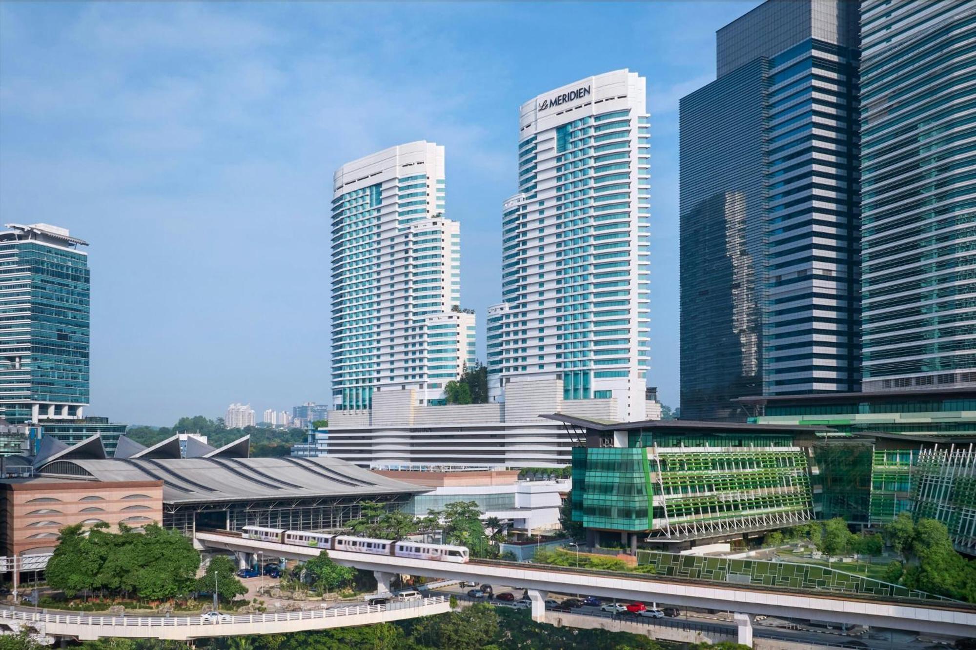 Le Méridien Kuala Lumpur Exterior foto The station is located within the Cyberjaya Business Park
